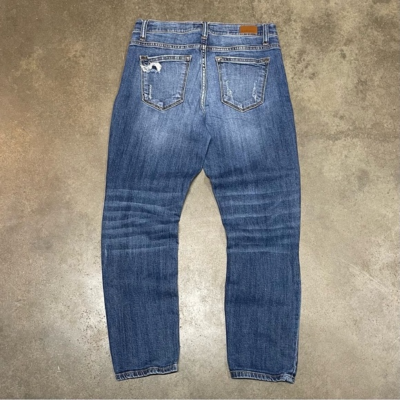 Judy Blue Boyfriend Fit Distressed Dark Wash Stretch Denim Jeans - Picture 3 of 9